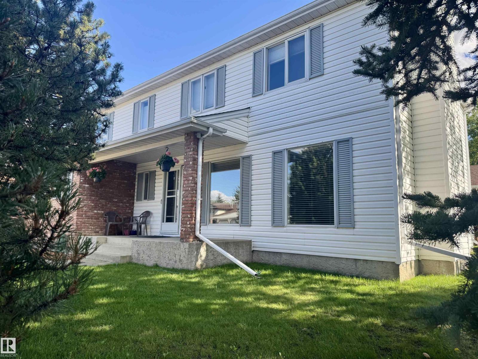 Photo 16 of 240 Waygood Rd Nw, Edmonton AB