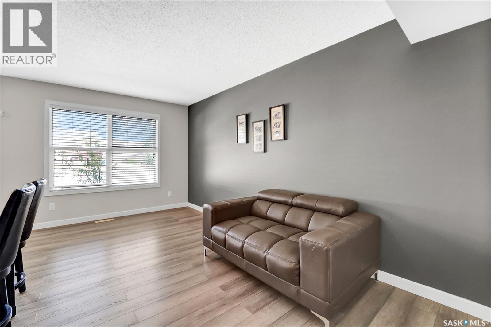 Photo 3 of 317 410 Ledingham Way, Saskatoon SK