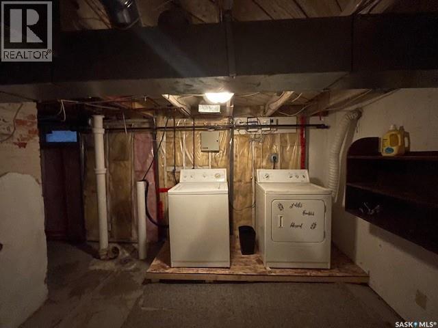 Photo 11 of 2172 Wallace Street, Regina SK