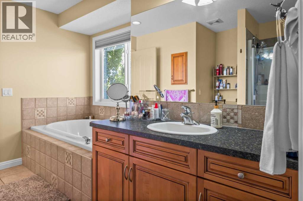 Single Family House for Sale in  Royal Oak Heights NW Royal Oak Calgary 