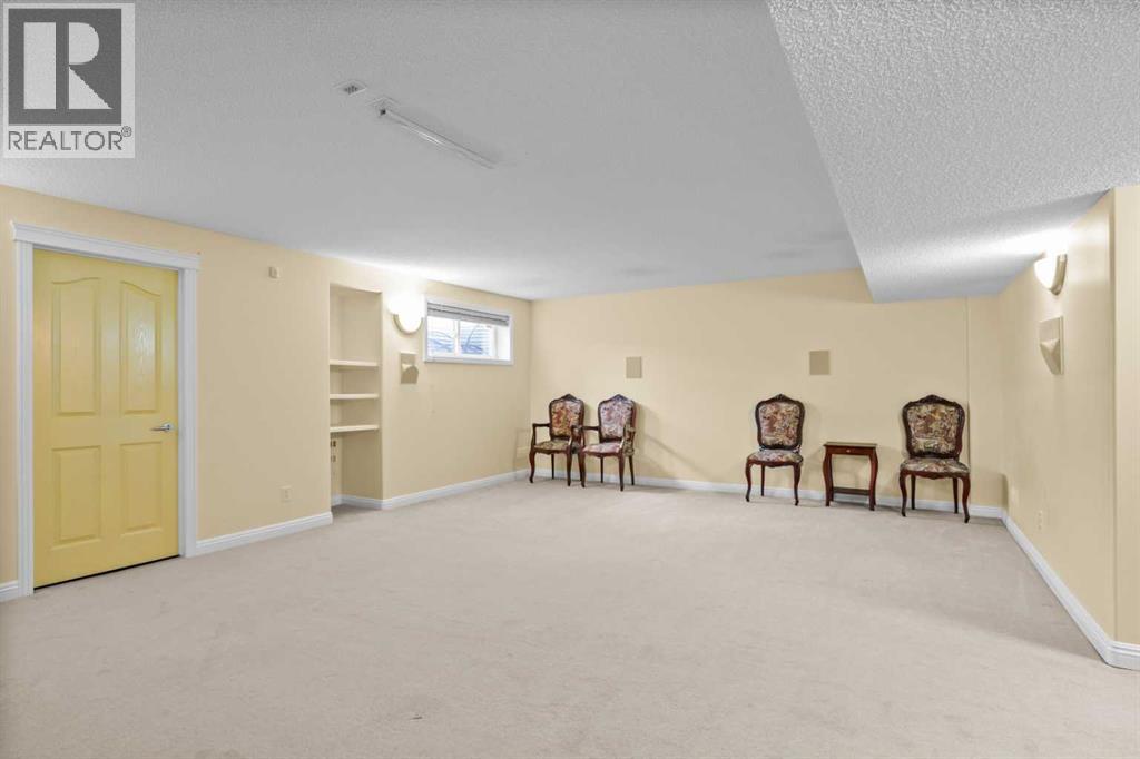 Single Family House for Sale in  Royal Oak Heights NW Royal Oak Calgary 