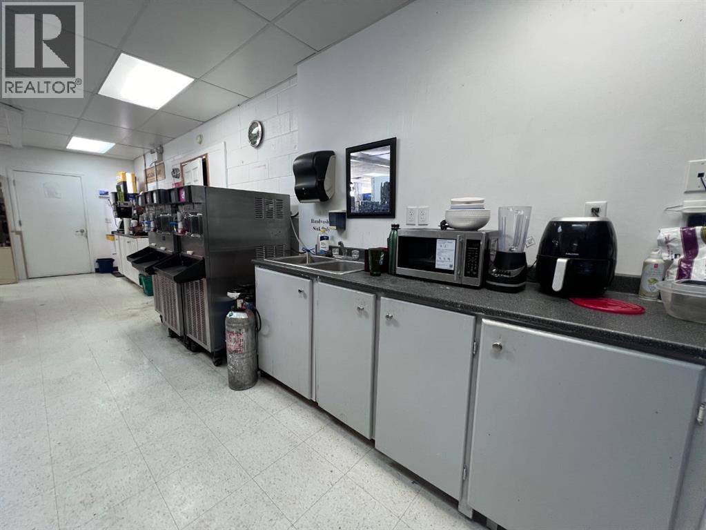 Photo 21 of 544 Rutherford Street Nw, Medicine Hat AB