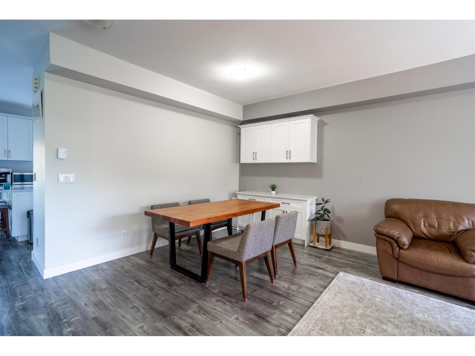 Photo 21 of 8 19932 70 Avenue, Langley BC