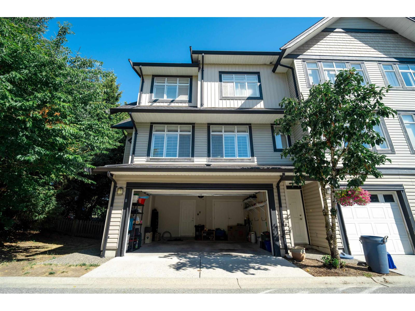 Photo 17 of 8 19932 70 Avenue, Langley BC