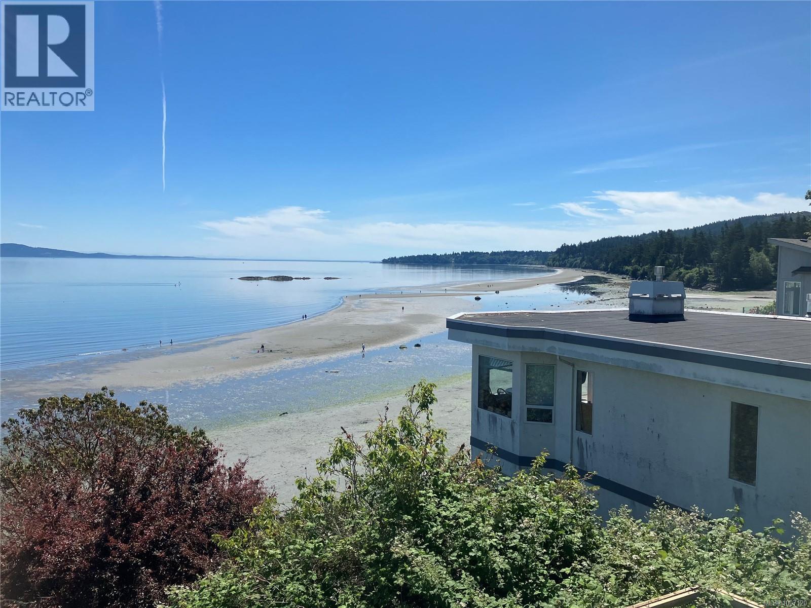  5015 Cordova Bay Road, Saanich