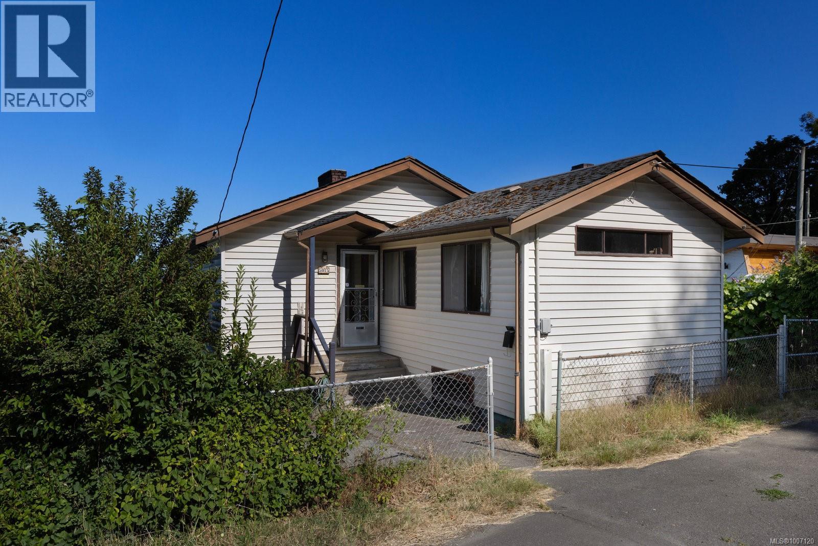 5015 Cordova Bay Road, Saanich