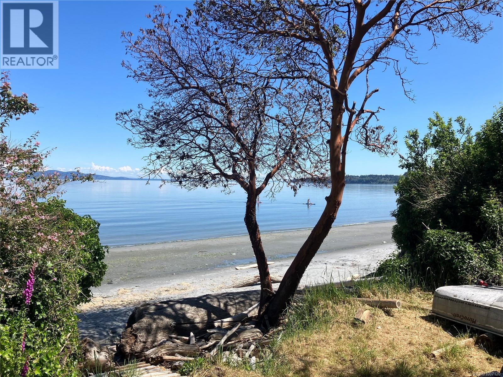  5015 Cordova Bay Road, Saanich