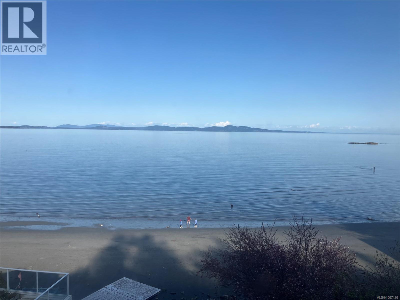  5015 Cordova Bay Road, Saanich
