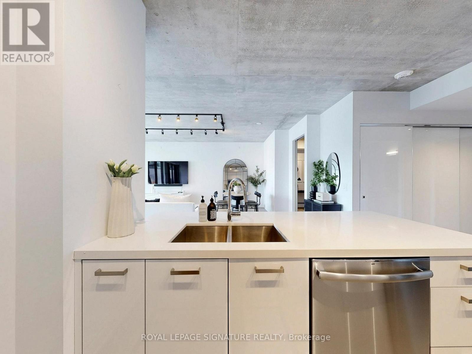 Photo 19 of 1105 608 Richmond Street W, Toronto ON