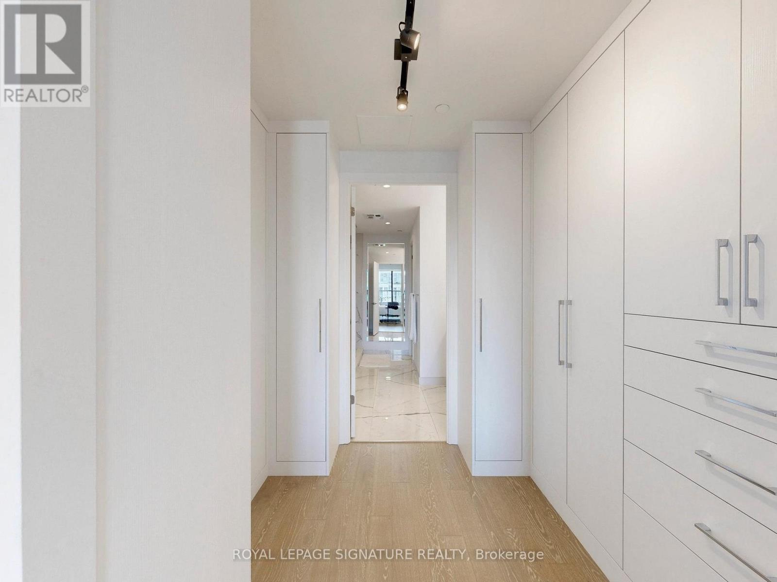Photo 34 of 1105 608 Richmond Street W, Toronto ON