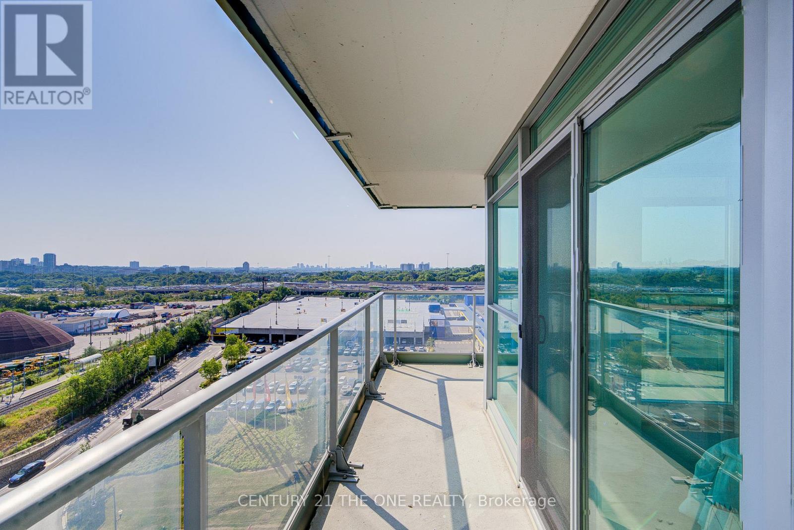Photo 17 of 1011 29 Singer Court, Toronto ON