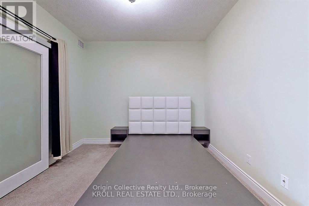 Photo 4 of 220 31 Olive Avenue, Toronto ON