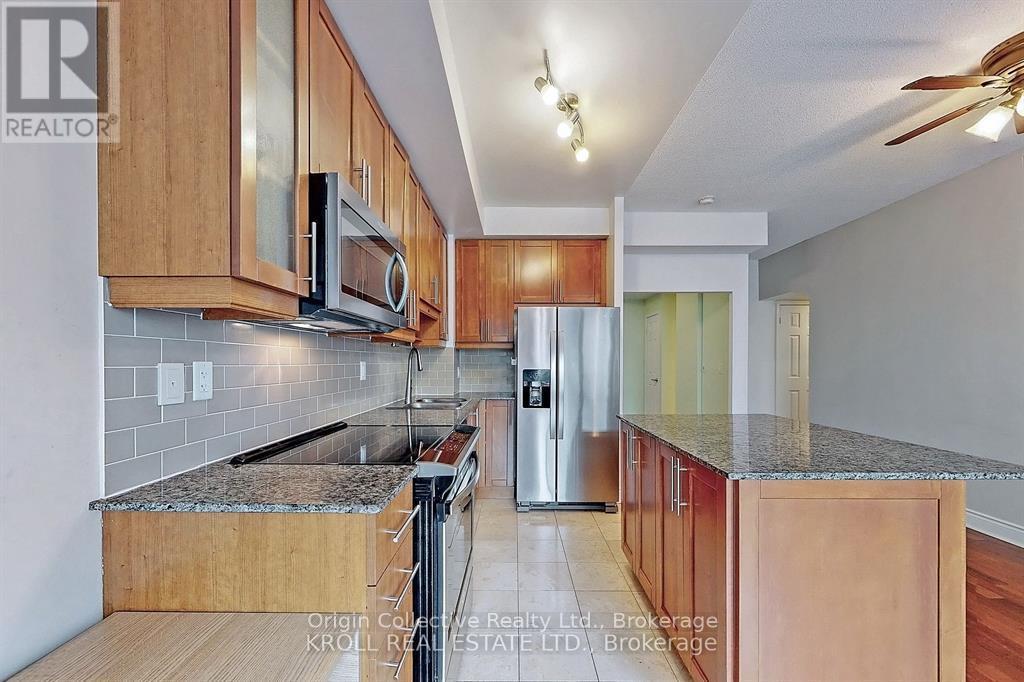 Photo 7 of 220 31 Olive Avenue, Toronto ON