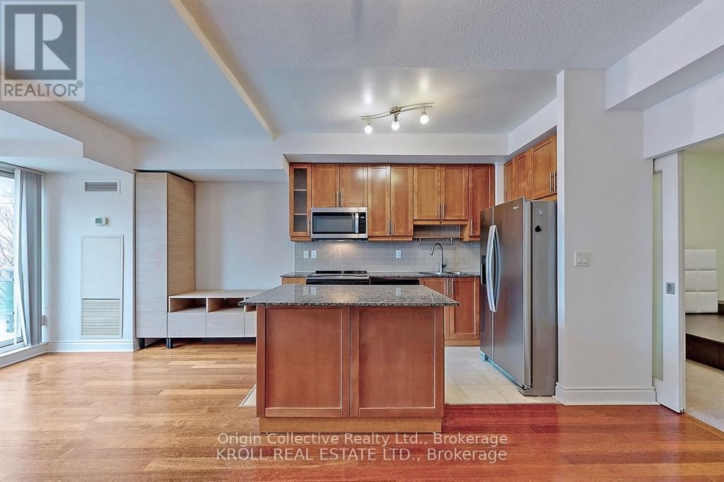 Photo 8 of 220 31 Olive Avenue, Toronto ON