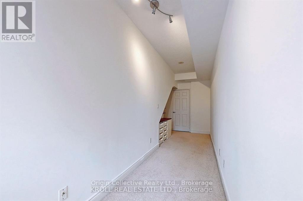 Photo 15 of 220 31 Olive Avenue, Toronto ON
