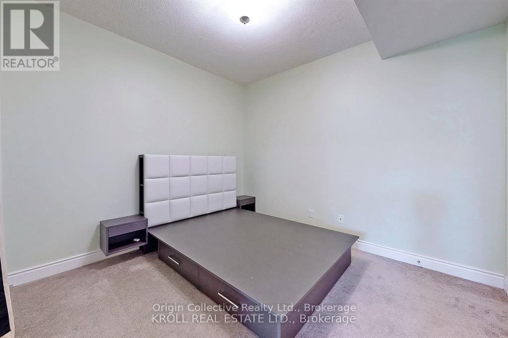 Photo 11 of 220 31 Olive Avenue, Toronto ON