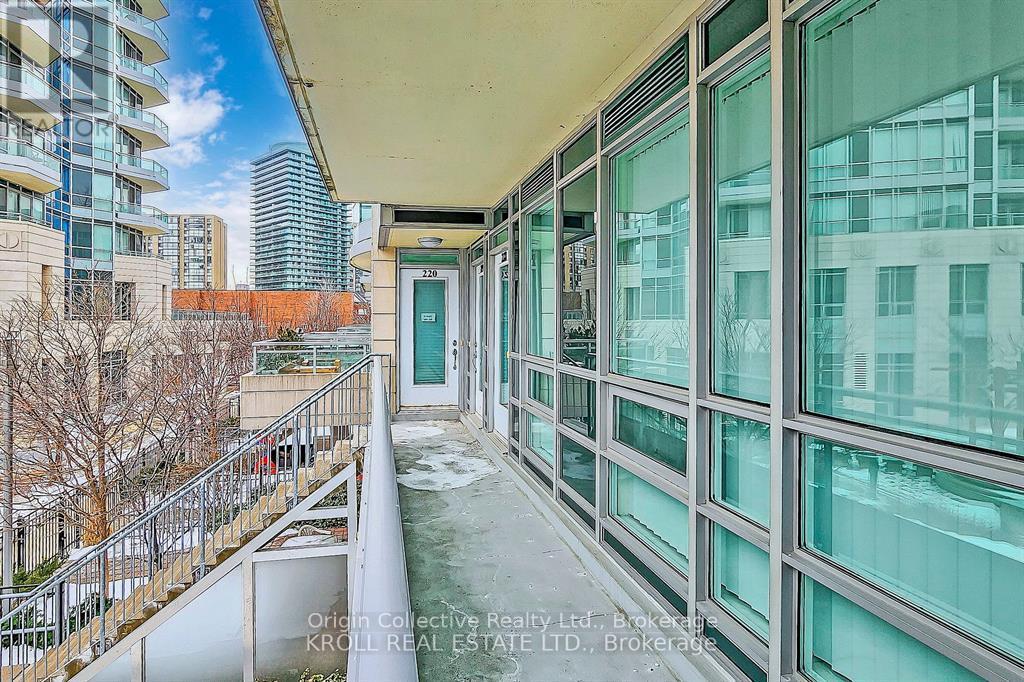 Photo 16 of 220 31 Olive Avenue, Toronto ON
