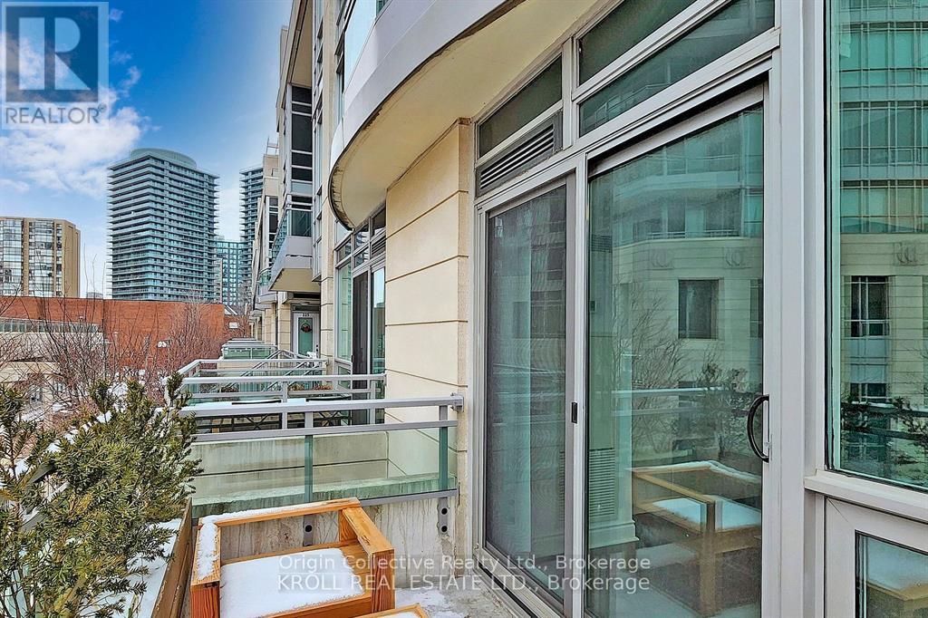 Photo 30 of 220 31 Olive Avenue, Toronto ON
