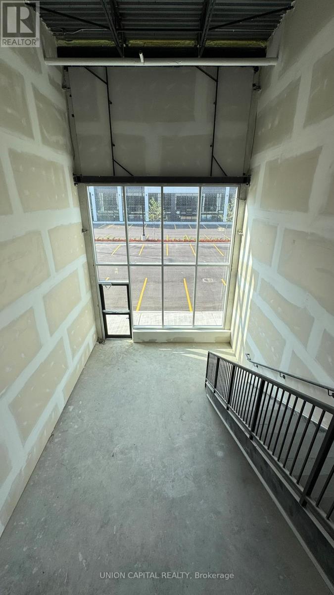 Photo 3 of C 15 3101 Kennedy Road, Toronto ON