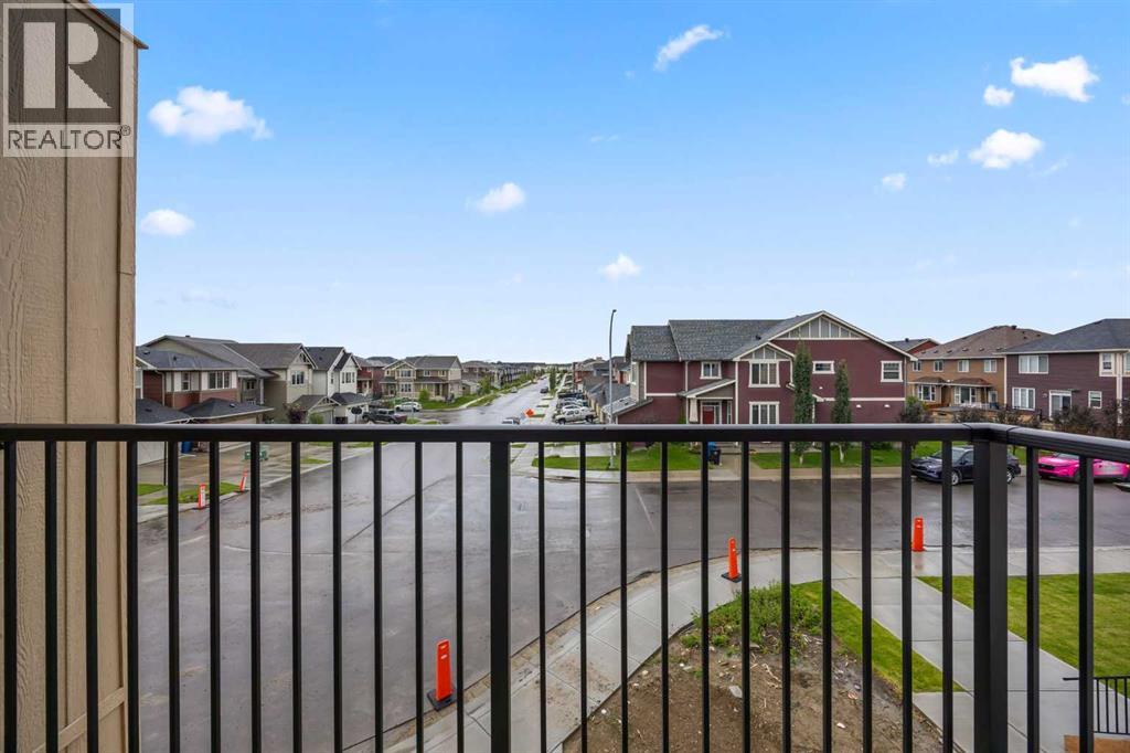 Single Family House for Sale in  Saddlelake Manor NE Saddle Ridge Calgary 