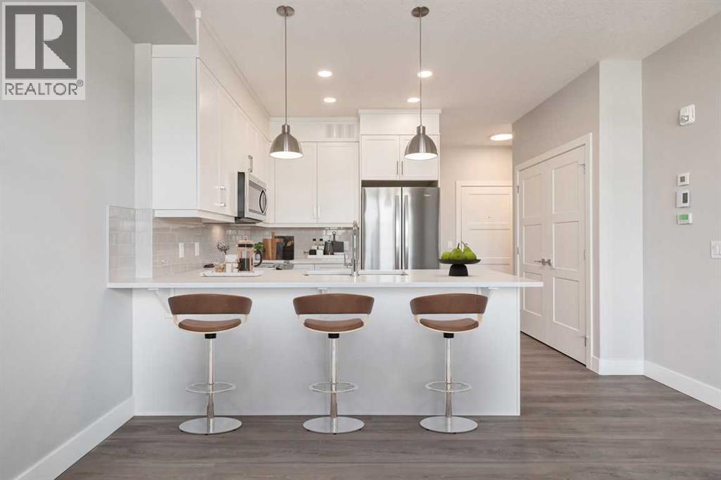Single Family House for Sale in    Street SW Springbank Hill Calgary 
