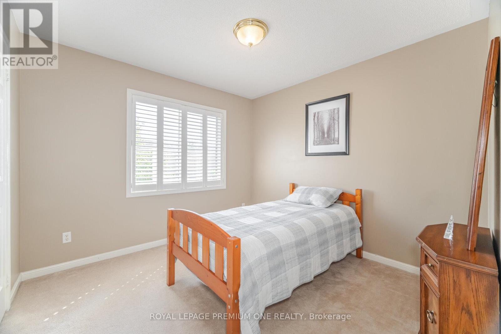 Photo 34 of 21 Ocean Avenue, Vaughan ON