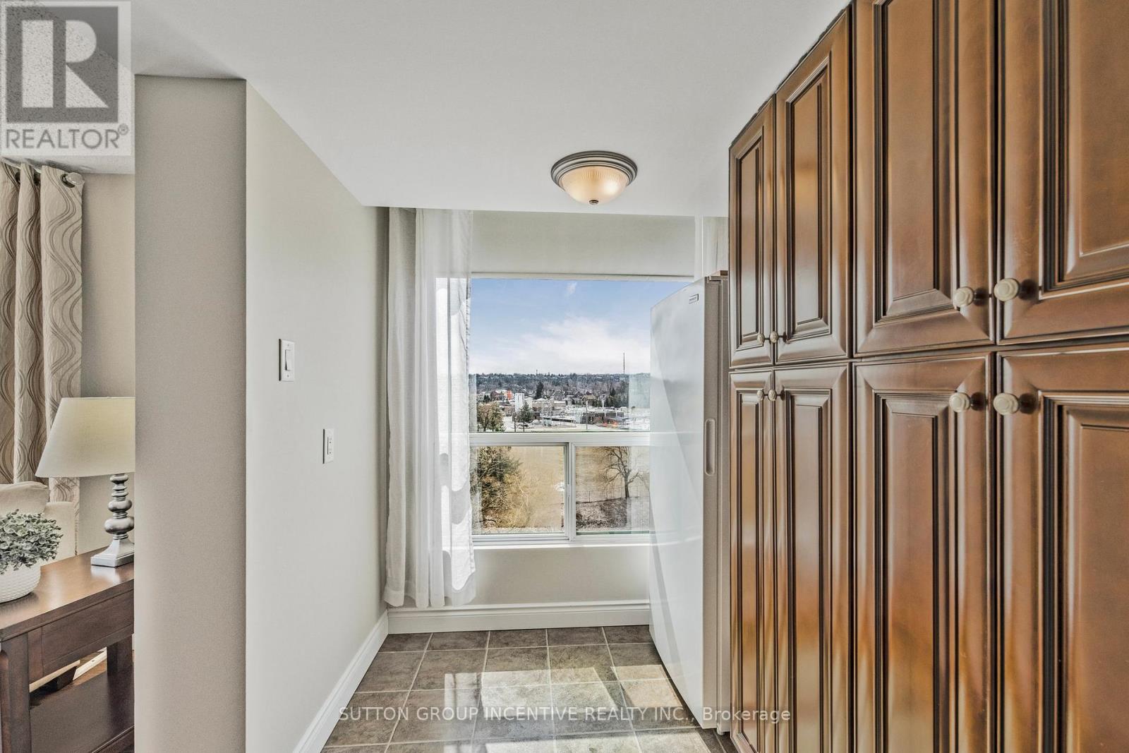 Photo 19 of 710 75 Ellen Street, Barrie ON
