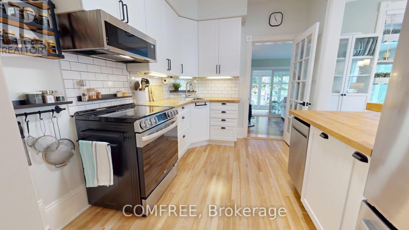 Photo 16 of 256 A And 256 B Flora Street, Carleton Place ON