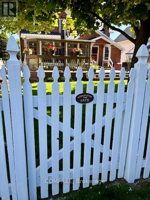 Photo 41 of 256 A And 256 B Flora Street, Carleton Place ON