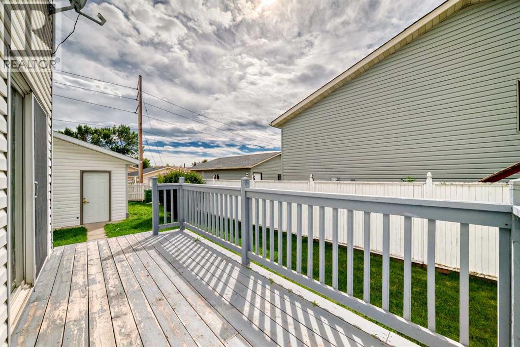 Single Family House for Sale in  Castlebrook Rise NE Castleridge Calgary 