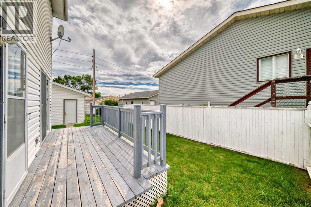 Single Family House for Sale in  Castlebrook Rise NE Castleridge Calgary 
