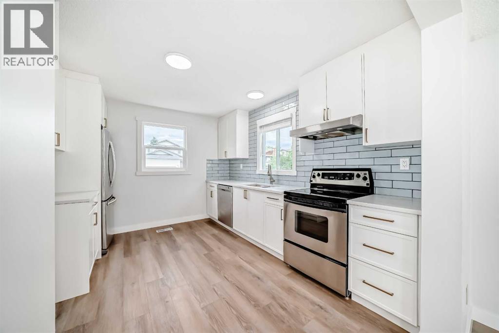 Single Family House for Sale in  Castlebrook Rise NE Castleridge Calgary 