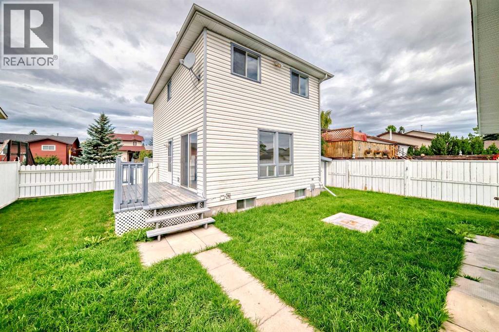 Single Family House for Sale in  Castlebrook Rise NE Castleridge Calgary 