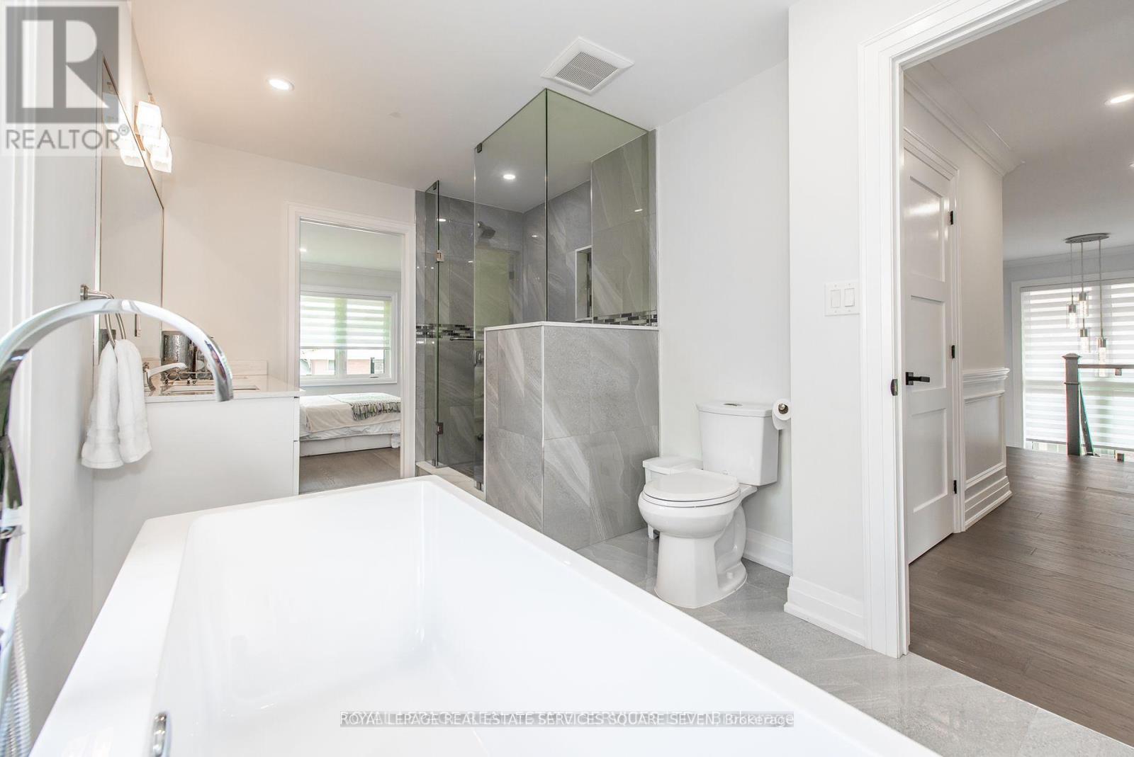 Photo 19 of 1204 Argreen Road, Mississauga ON