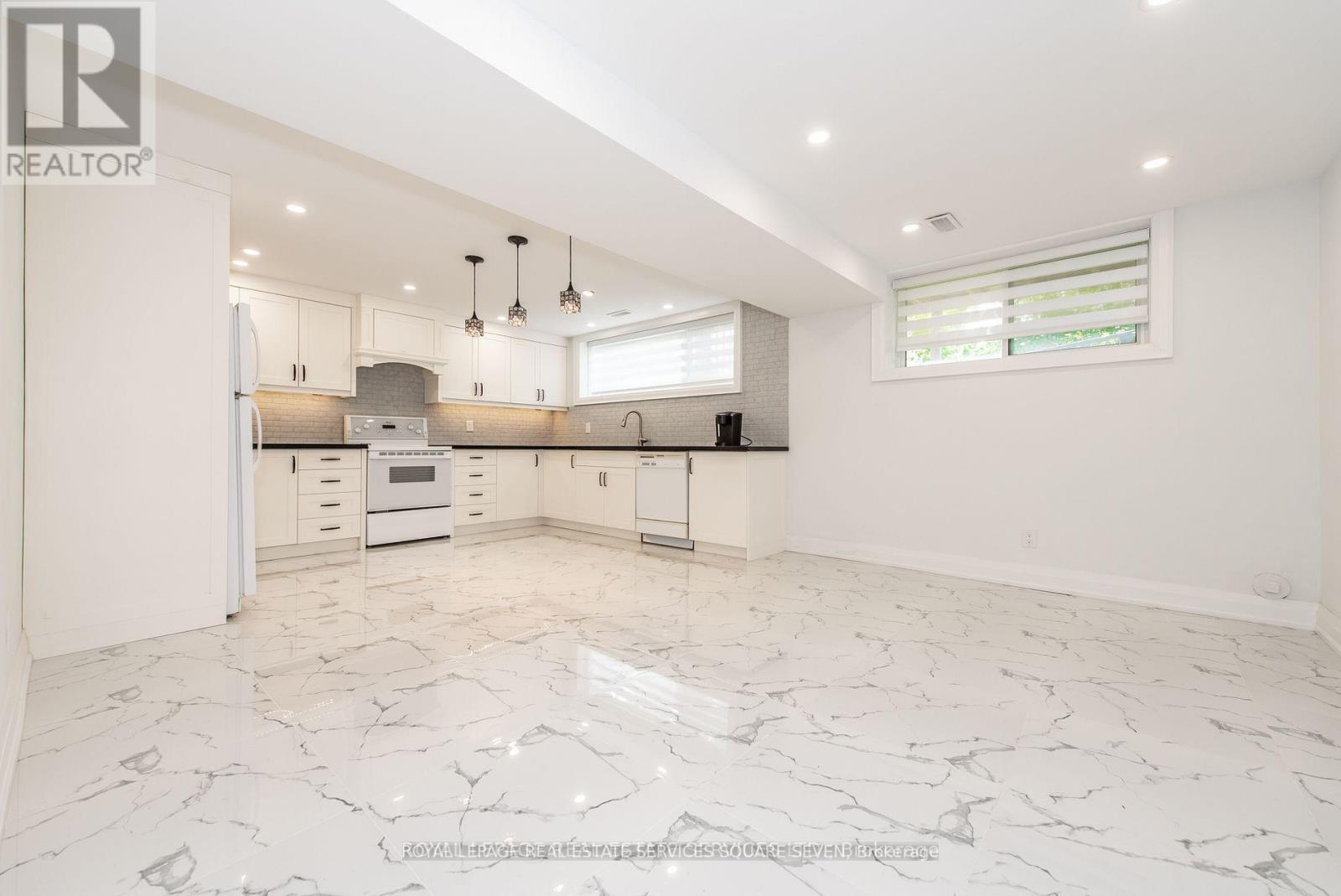 Photo 35 of 1204 Argreen Road, Mississauga ON