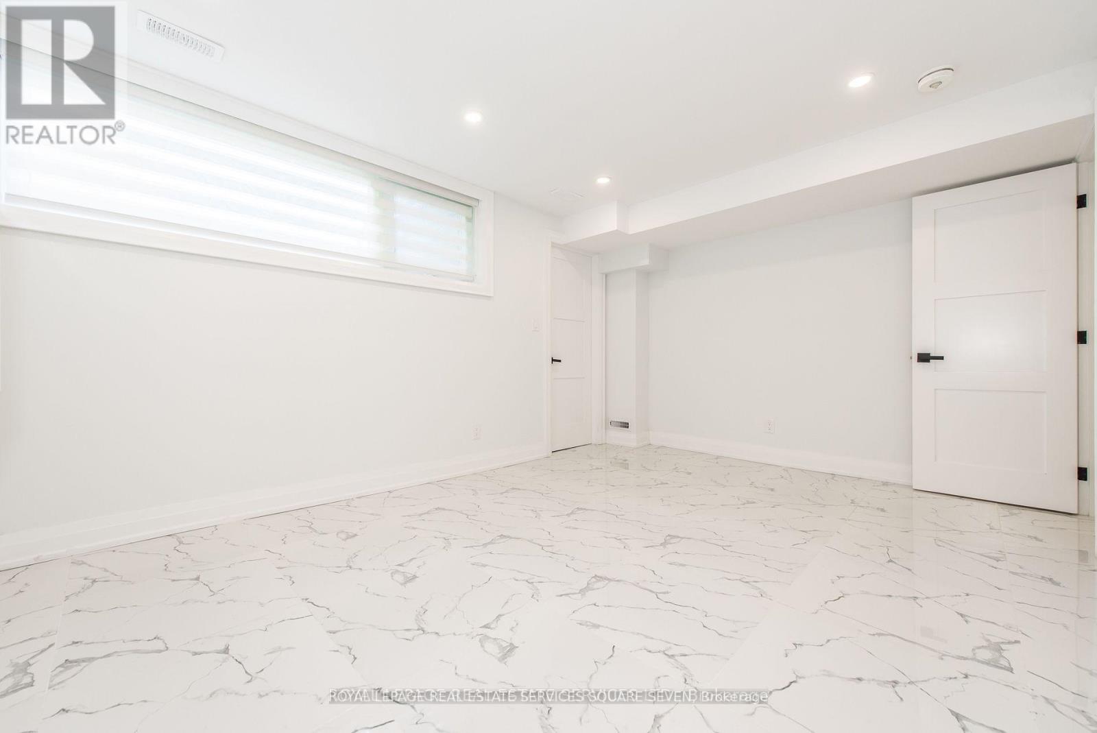 Photo 30 of 1204 Argreen Road, Mississauga ON