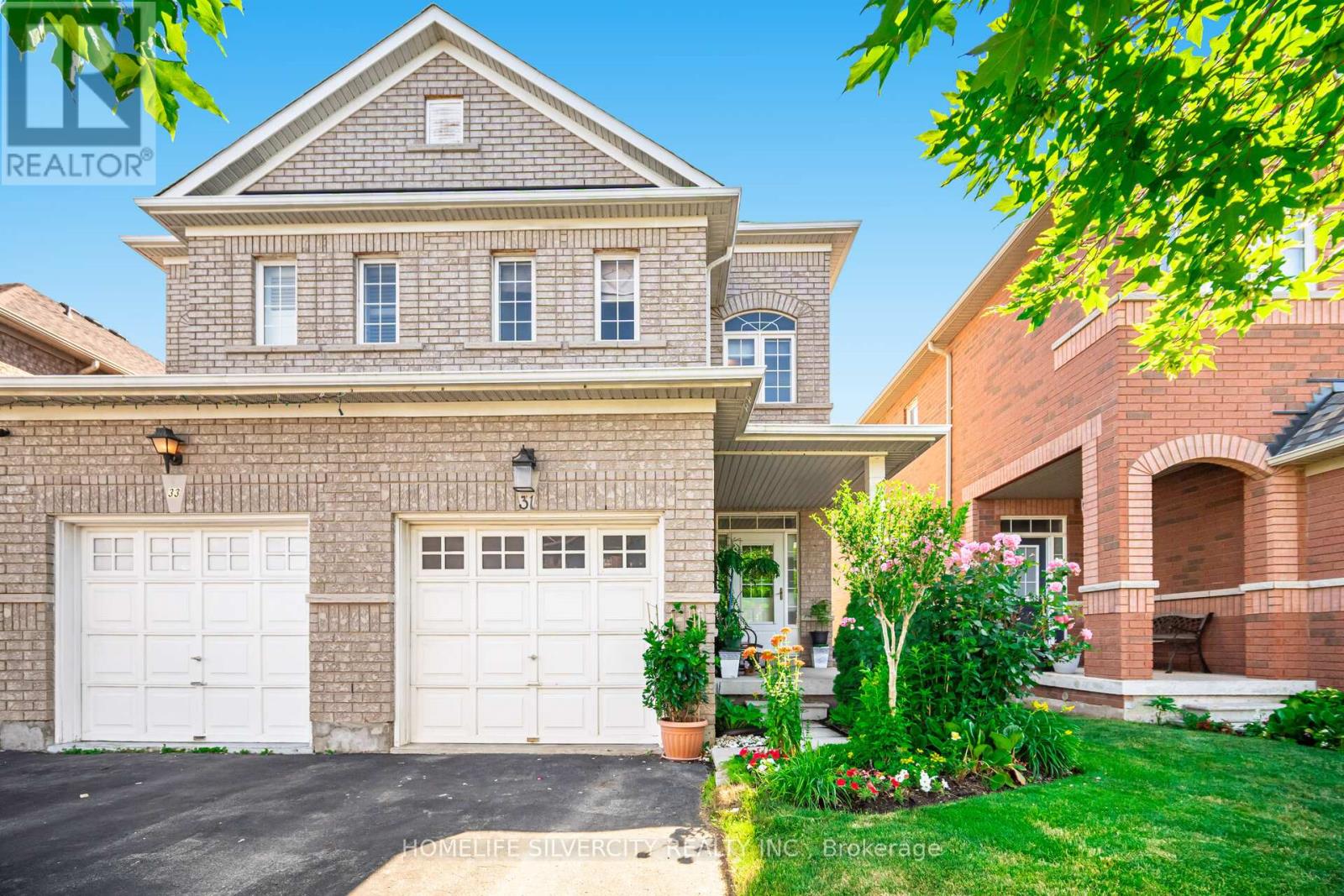 Photo 24 of 31 Rocky Point Crescent, Brampton ON