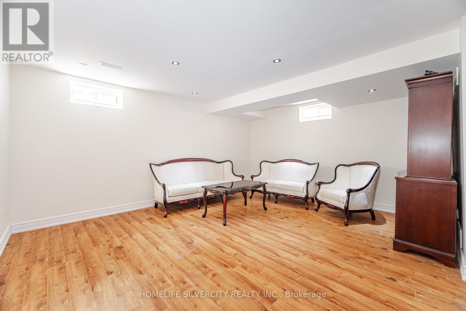 Photo 1 of 31 Rocky Point Crescent, Brampton ON