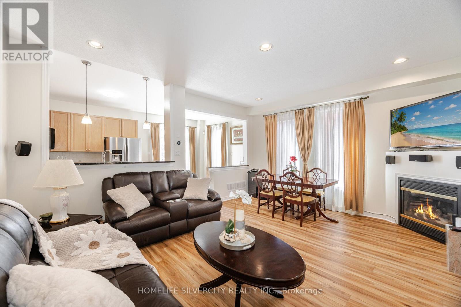 Photo 20 of 31 Rocky Point Crescent, Brampton ON