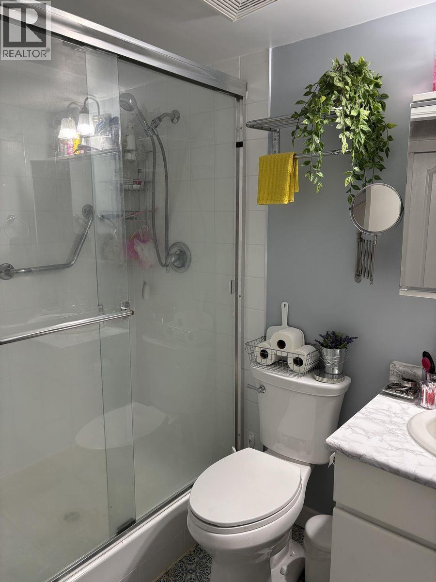 Photo 15 of 1006 1850 Comox Street, Vancouver BC