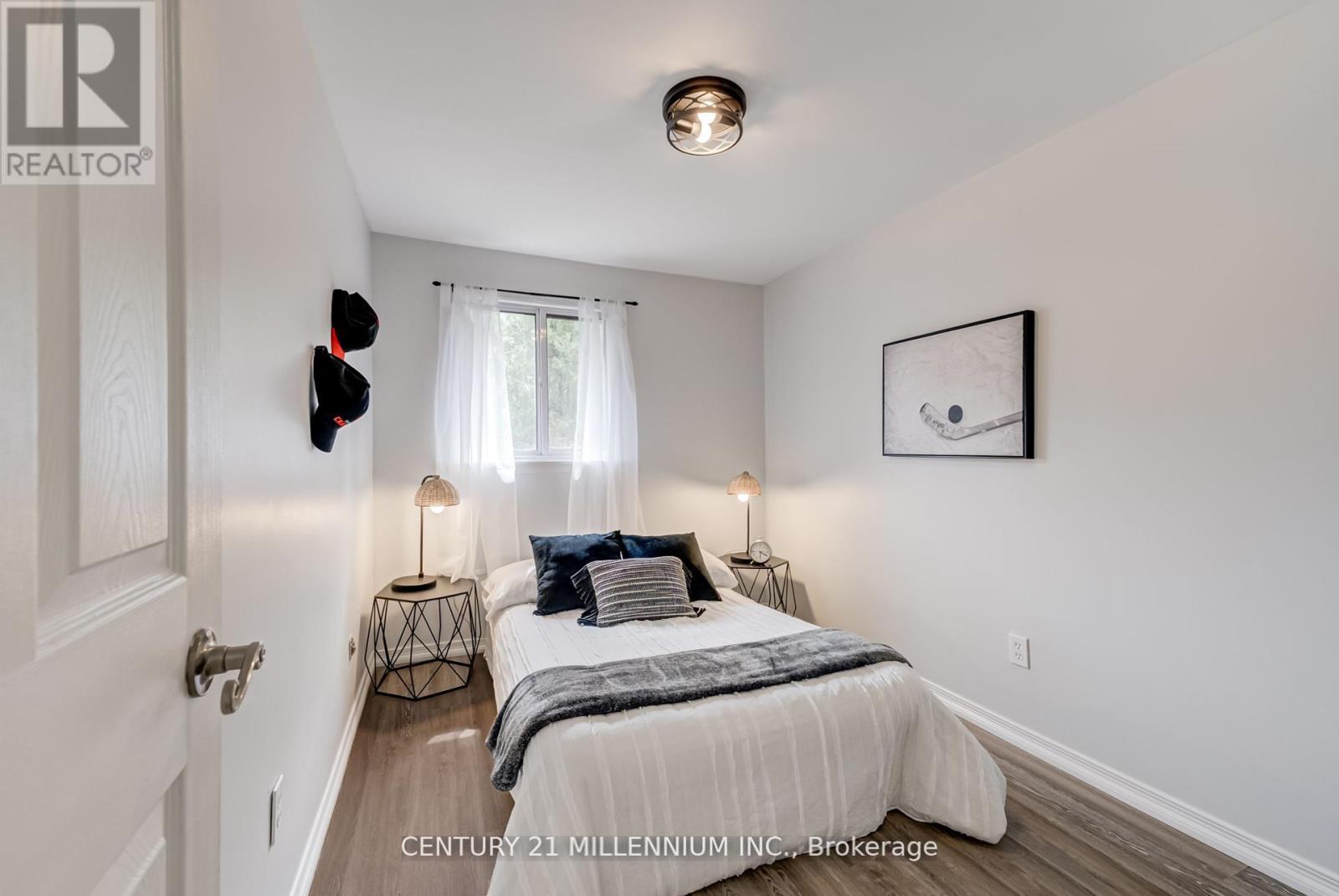 Photo 19 of 85 56 Fleetwood Crescent, Brampton ON