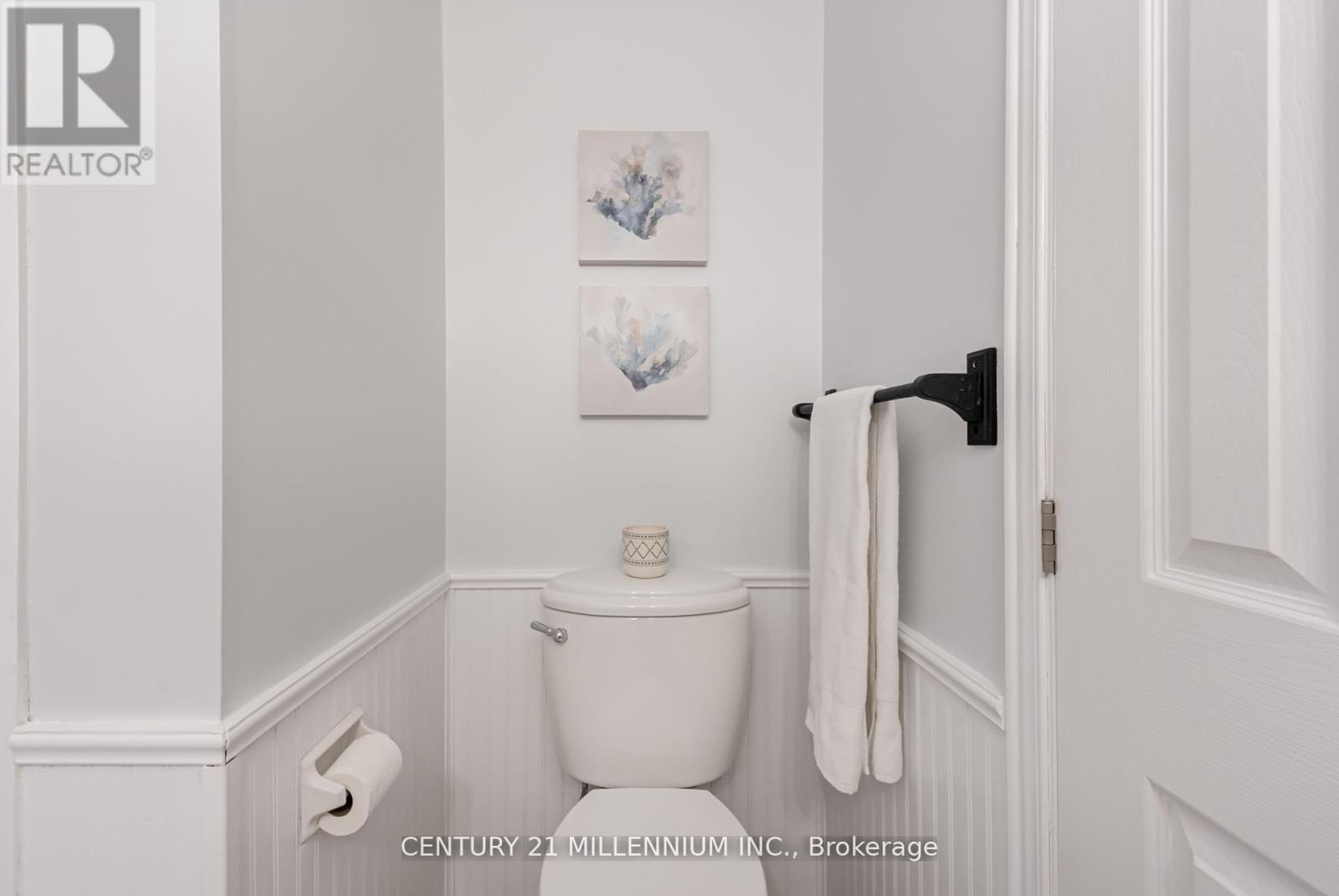 Photo 25 of 85 56 Fleetwood Crescent, Brampton ON