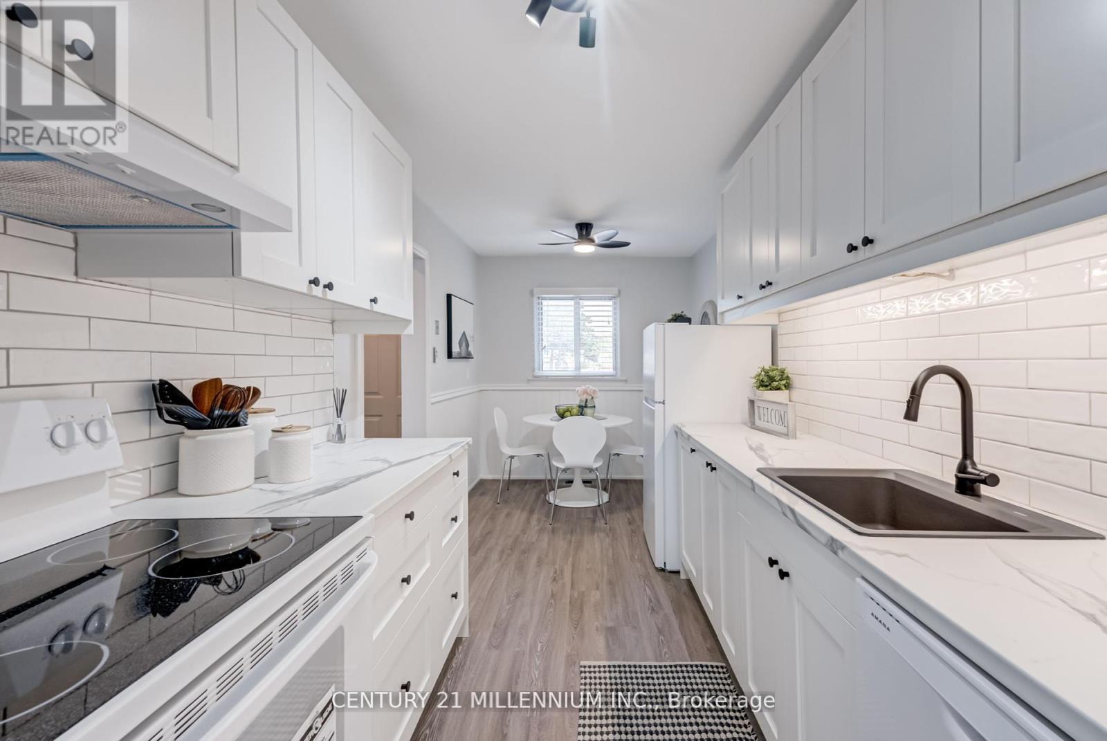 Photo 4 of 85 56 Fleetwood Crescent, Brampton ON