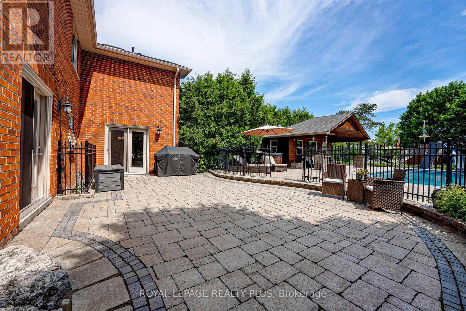 Photo 24 of 5 Coates Hill Court, Caledon ON