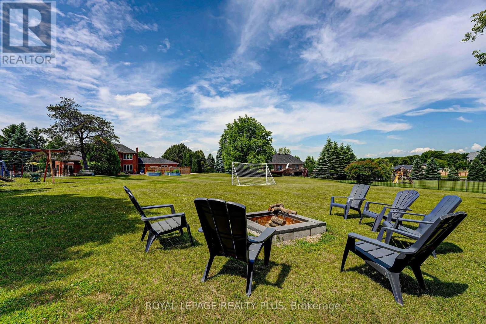 Photo 22 of 5 Coates Hill Court, Caledon ON