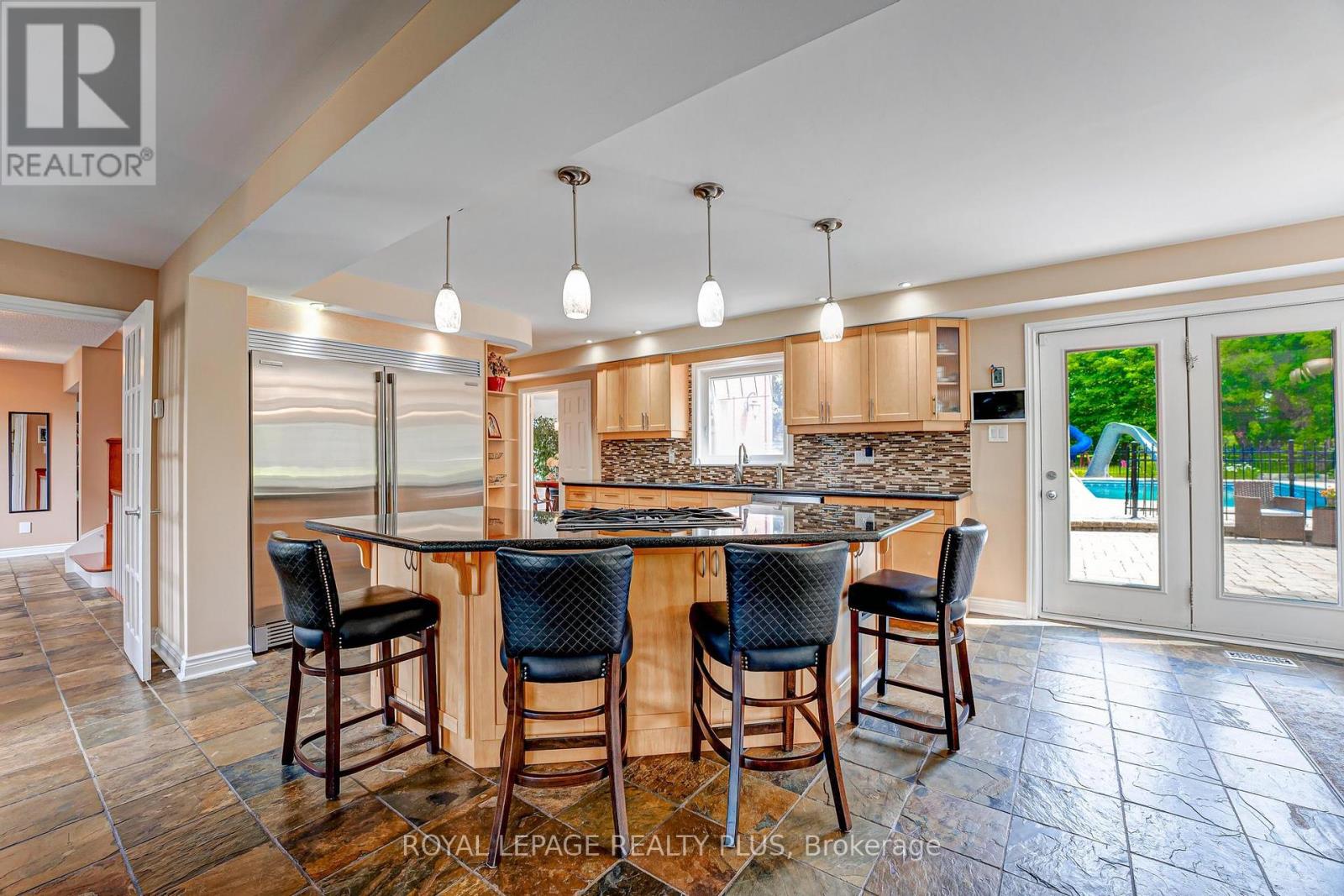 Photo 11 of 5 Coates Hill Court, Caledon ON
