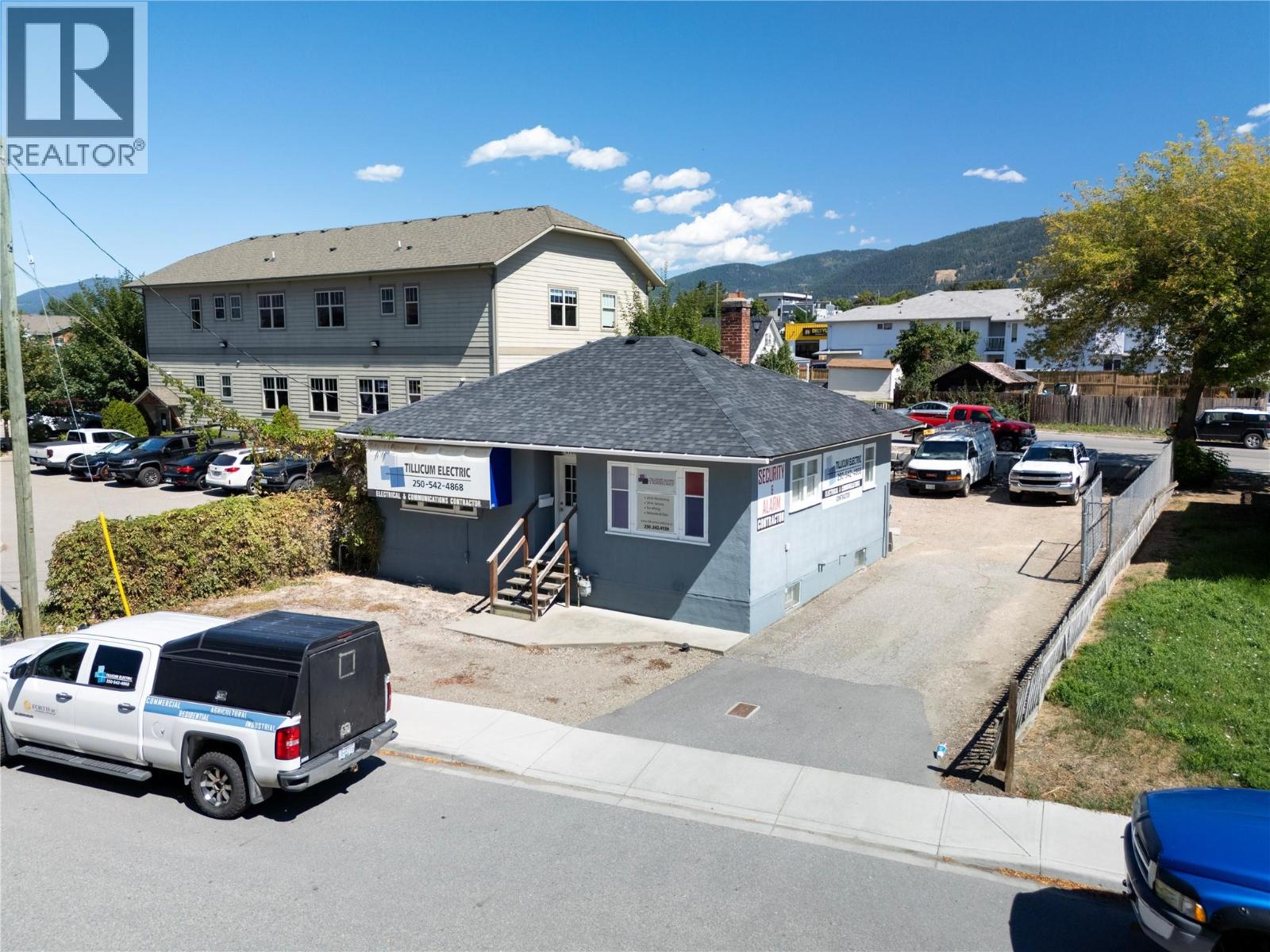 Photo 12 of 3703 28 A Street, Vernon BC