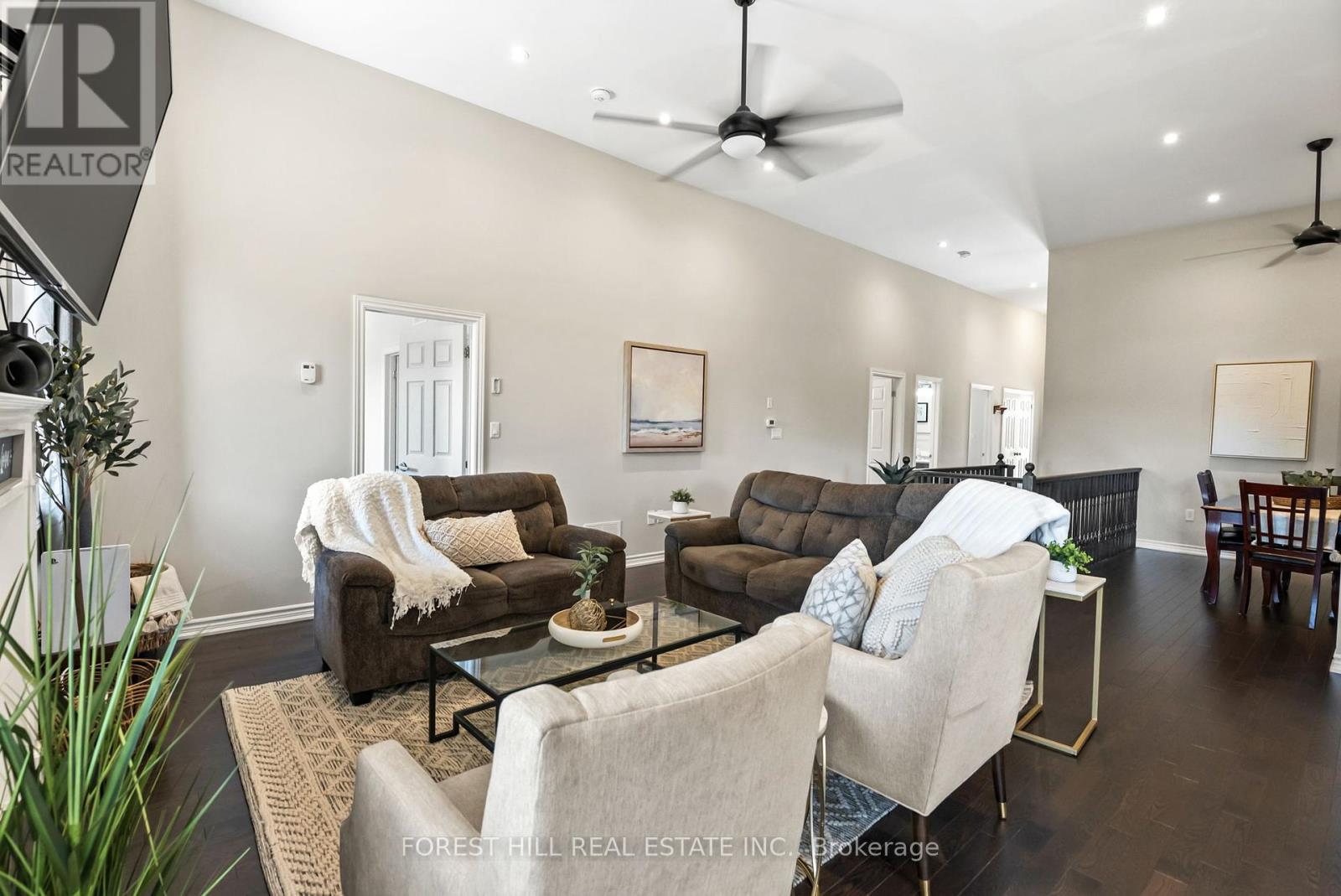 Photo 11 of 15 Lords Drive, Trent Hills ON