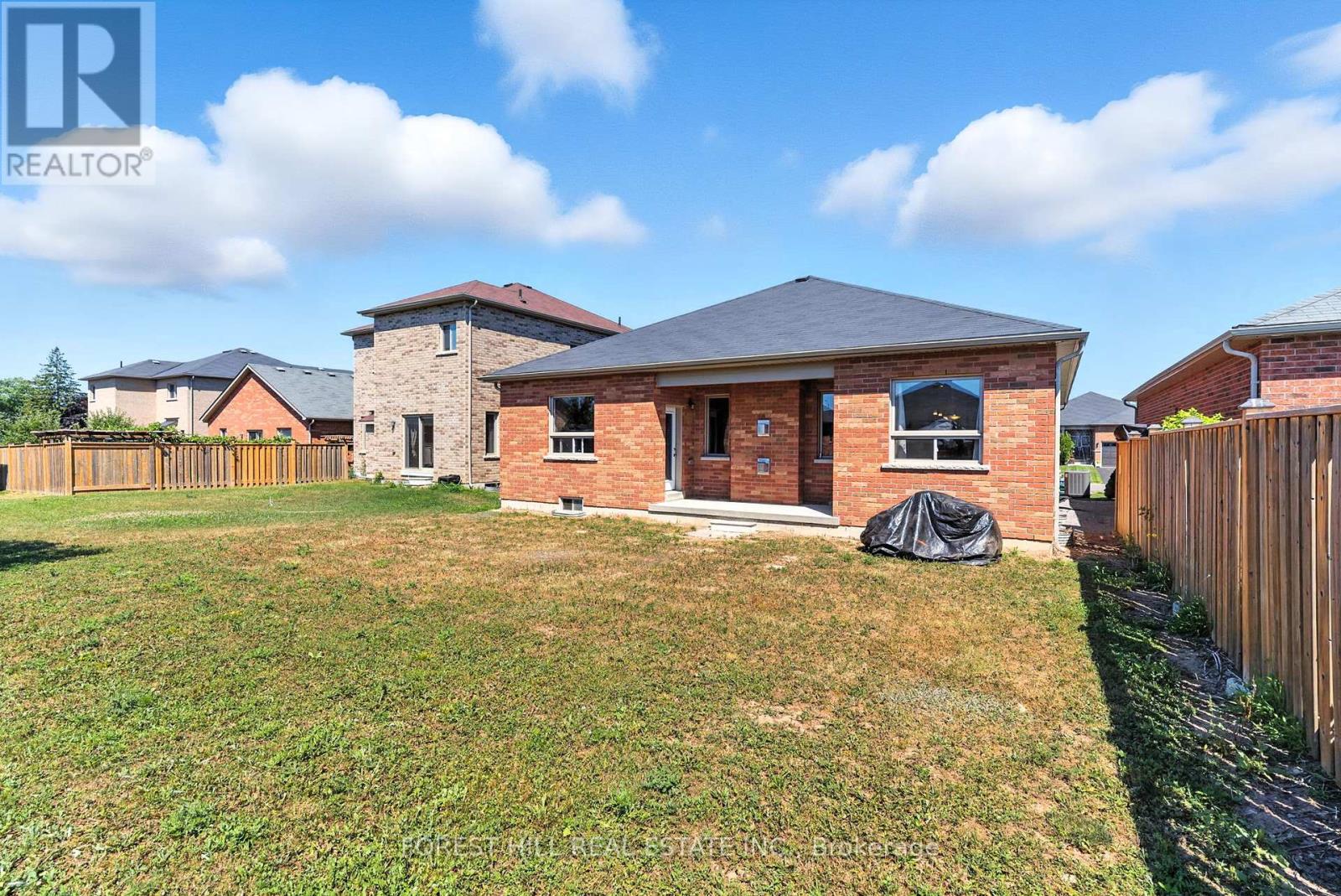 Photo 32 of 15 Lords Drive, Trent Hills ON