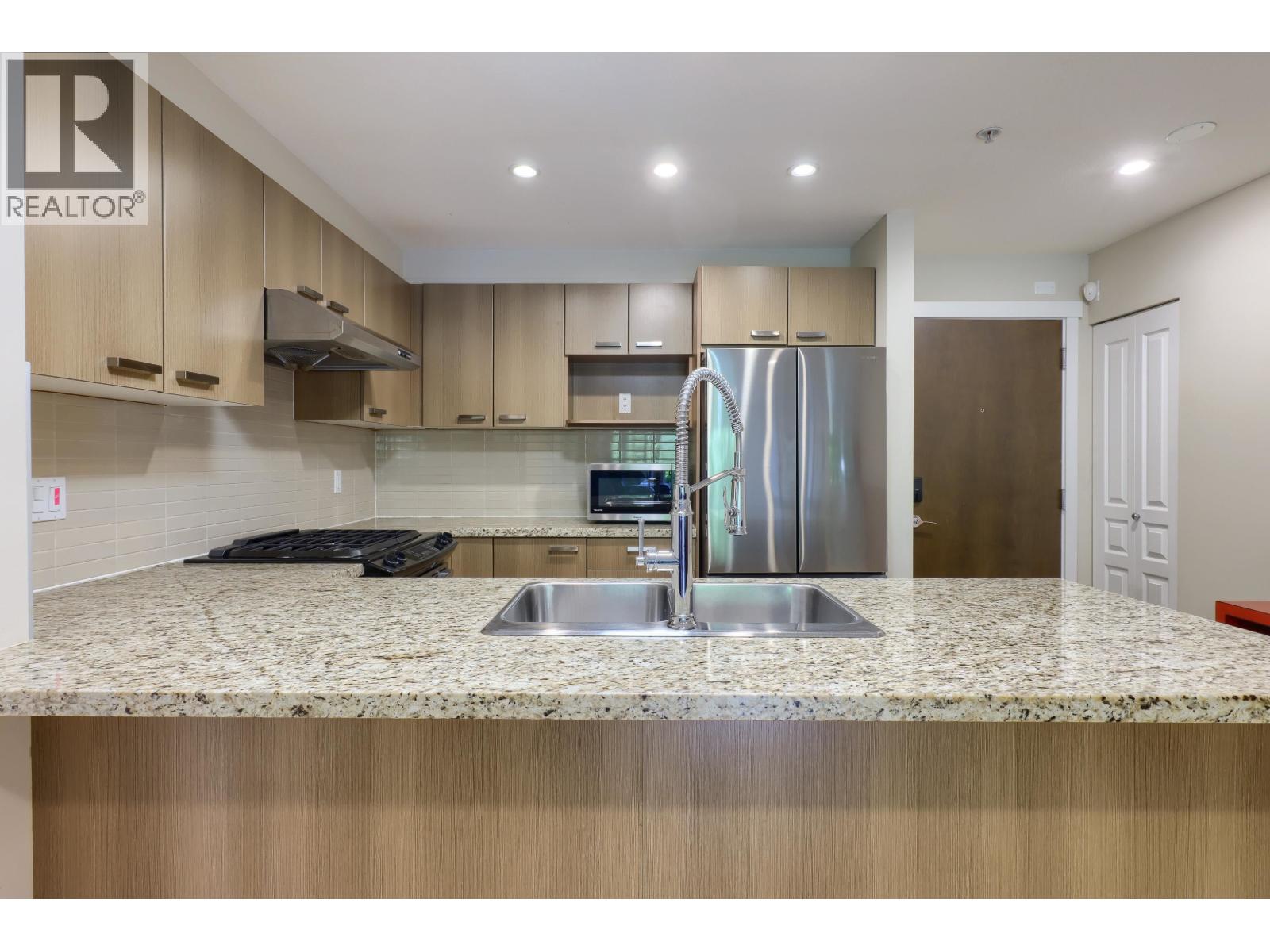 Photo 9 of 103 9500 Odlin Road, Richmond BC